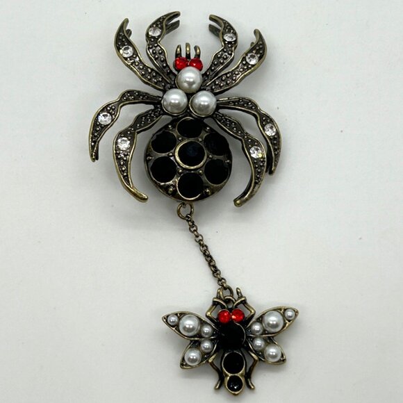 Gothic Spider Brooch Pin Dangling Fly Pearl Red Rhinestone Insect Halloween - Picture 2 of 13